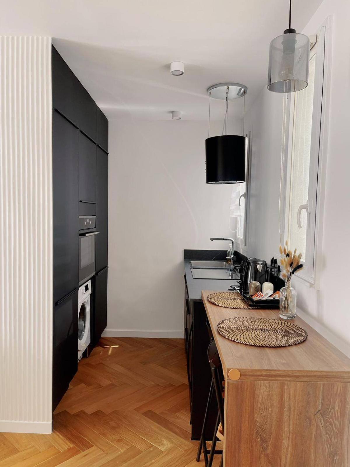 Exclusive Flat By Luxuio - Nearby Eiffel Tower Apartment Париж Екстериор снимка